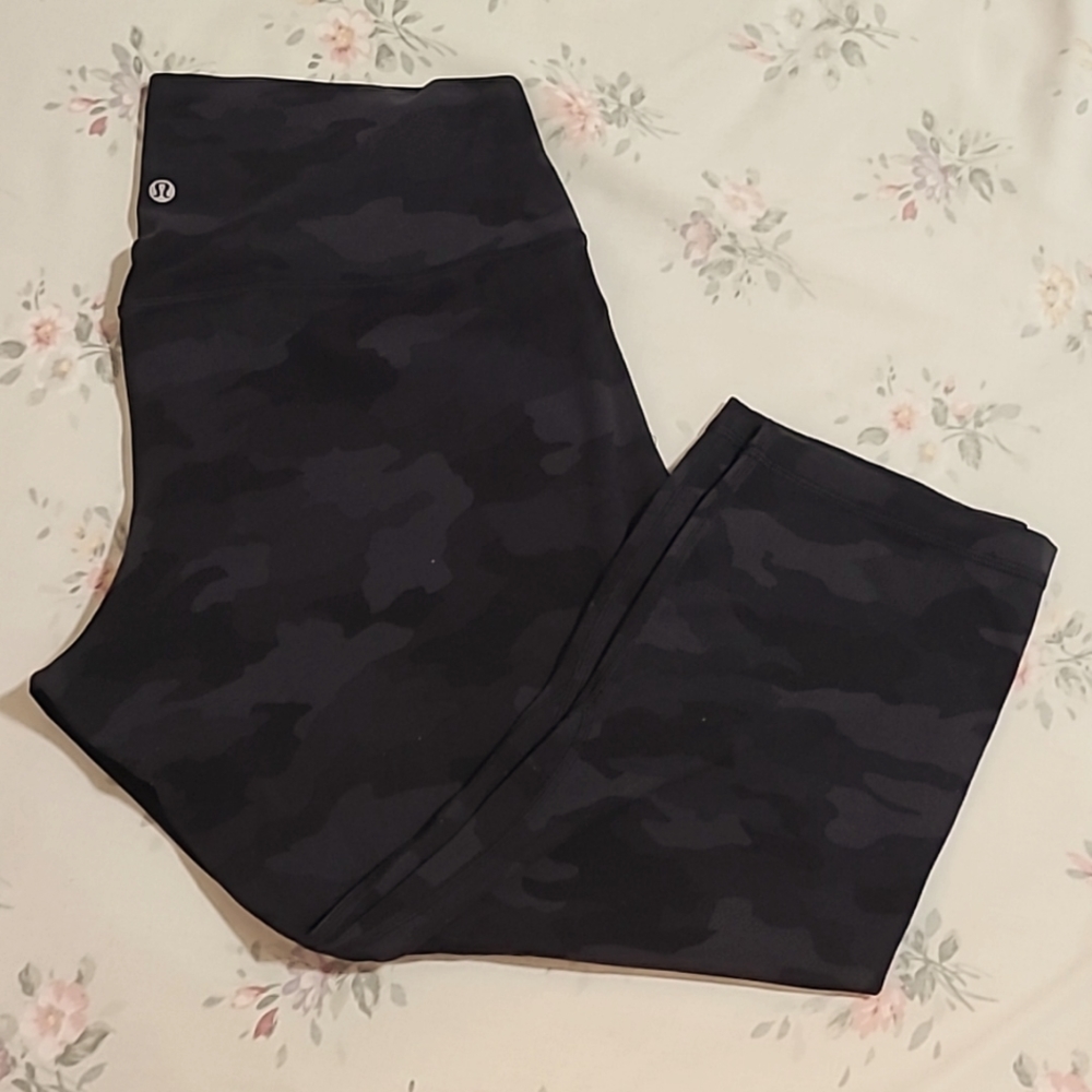 Wunder Under High-Rise Crop 21"